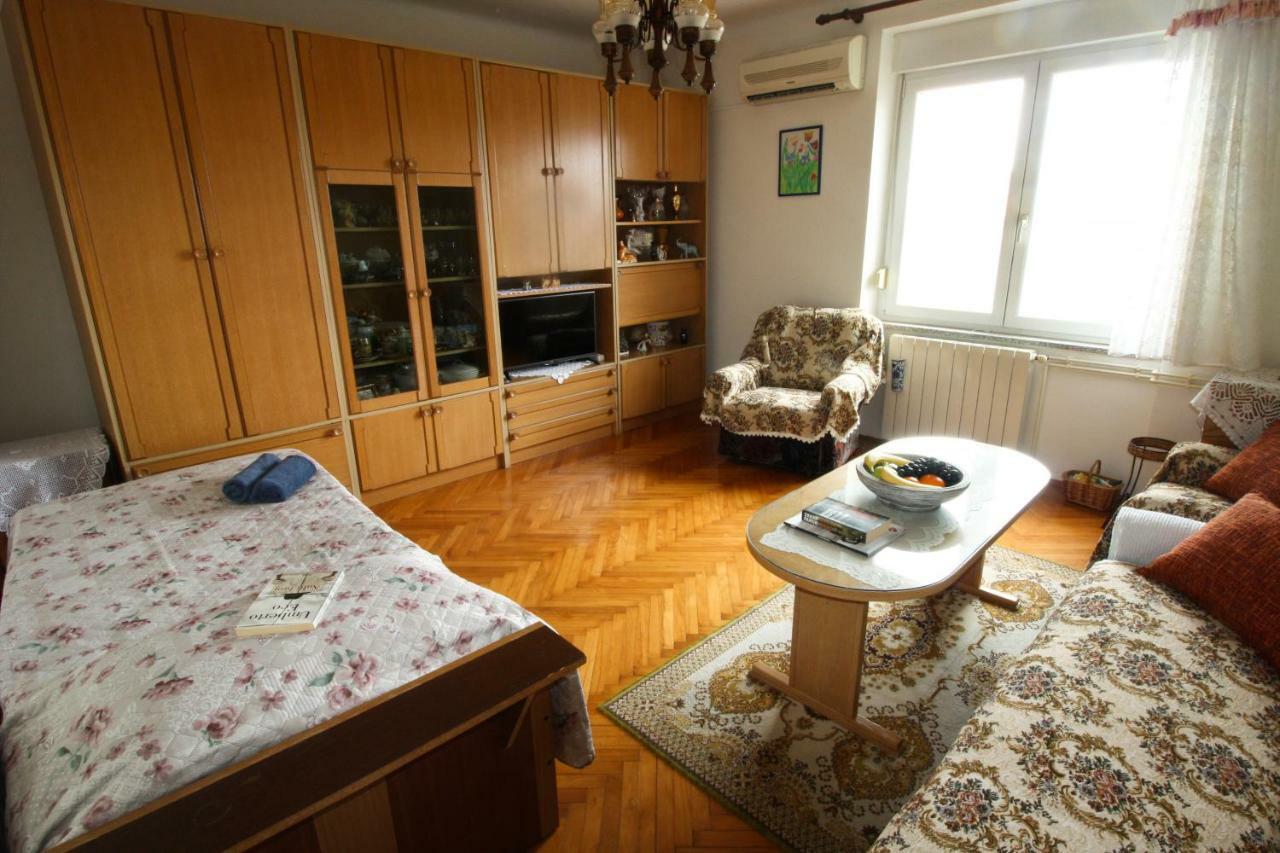 PUY Apartment Persich מראה חיצוני תמונה